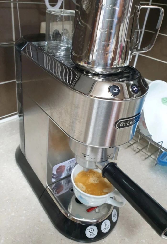 드롱기 디데카 에스프레소 커피머시인 EC680.M 이미지