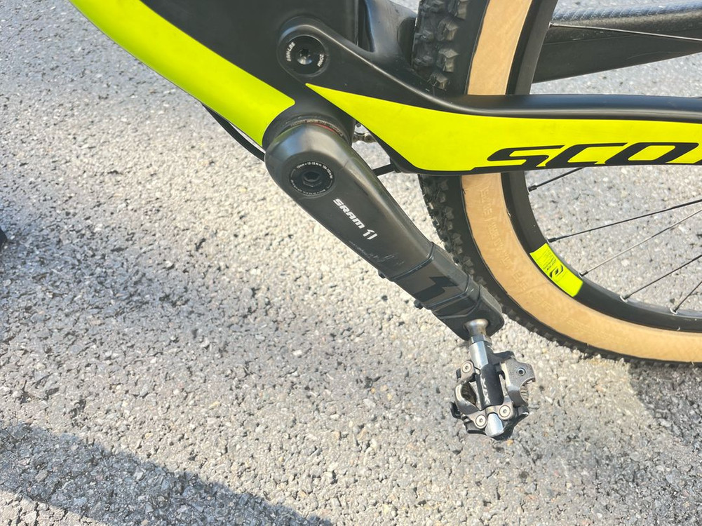 스캇 스파크900 월드컵--3