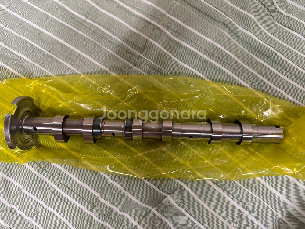 (새상품)벤츠 M276 왼쪽 흡기캠 판매--0