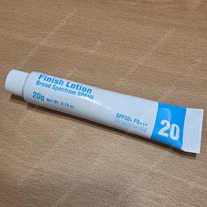 파메스테틱 피니쉬 로션 선크림 썬크림 새상품