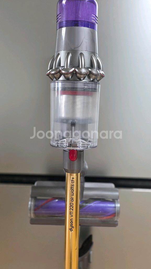 다이슨 V11 220 air watt 무선청소기--2