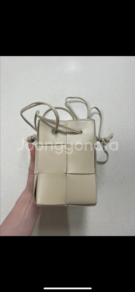 보테가베네타 카세트 카프스킨 버킷백 미니 포리지--2