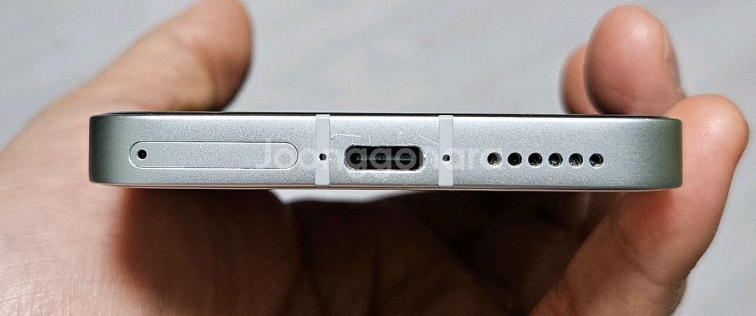 마이브 시나모롤키즈폰 화이트 128GB 싸게 팝니다.--3