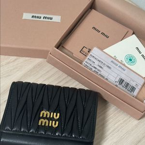 정품 풀박 미우미우 마테라쎄 지갑