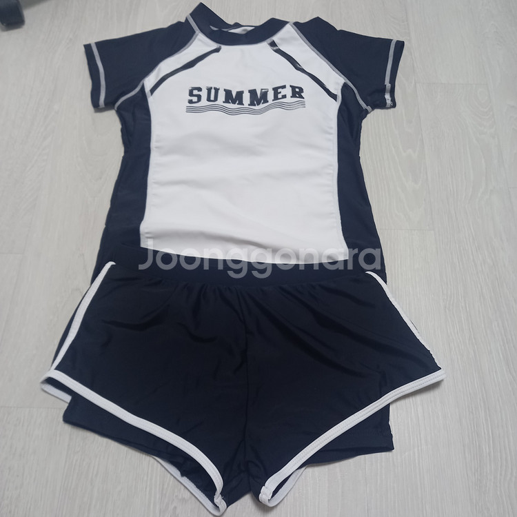 여자 초등학생 수영복 세트 팝니다--0