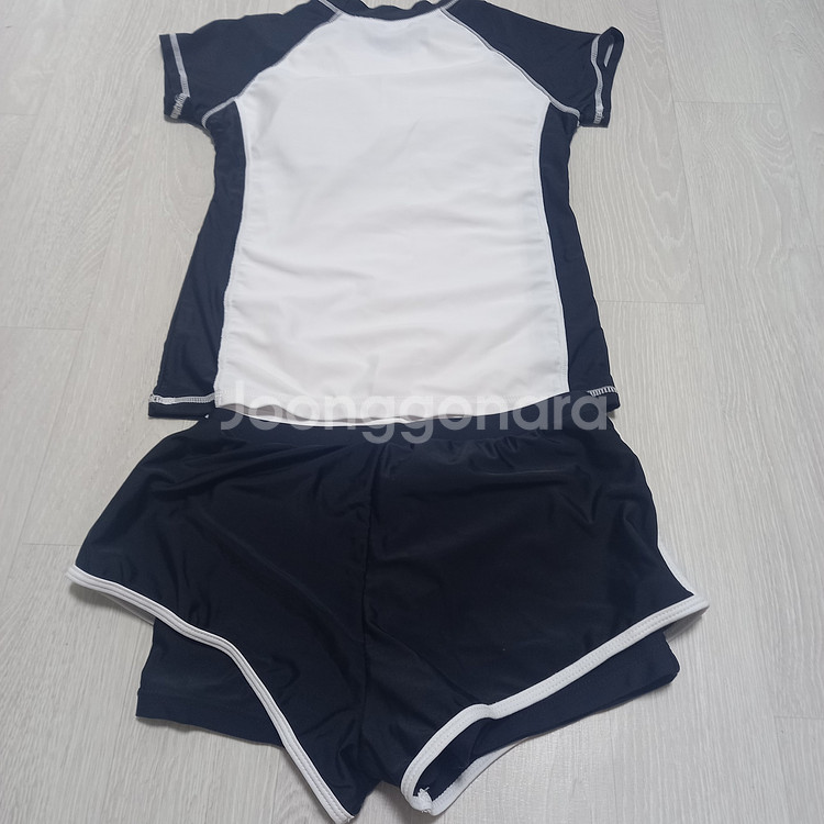 여자 초등학생 수영복 세트 팝니다--1