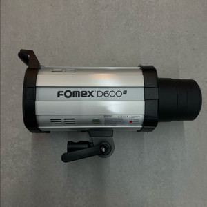 포멕스 D600p 조명 판매합니다