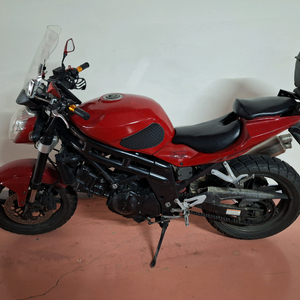 코멧650