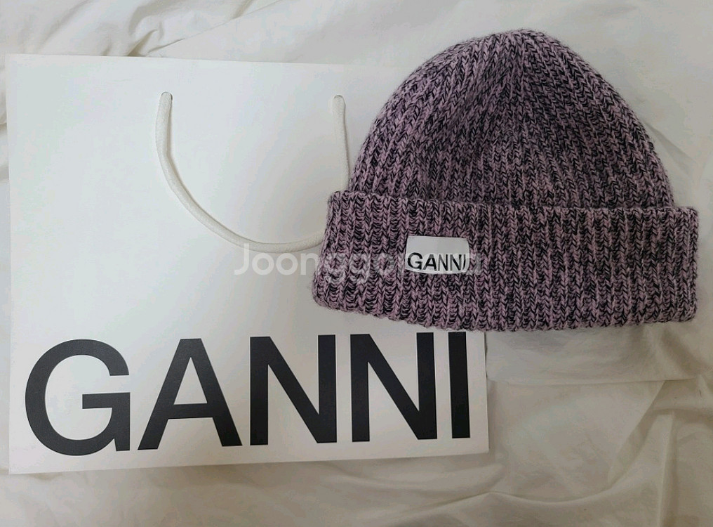 GANNI 니트 비니 라일락 사세 컬러 (반택포함가격)--0