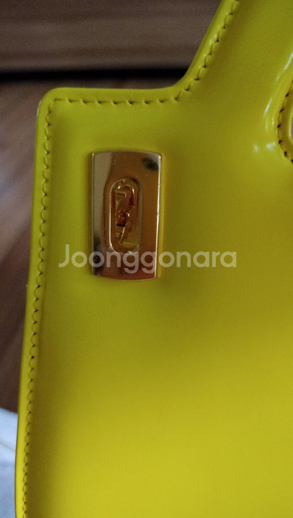 페라가모 완다 미니백--2