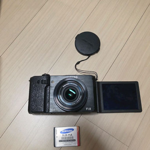 삼성 VLUU EX1 카메라 팝니다