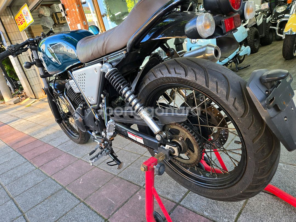 부케너125--5
