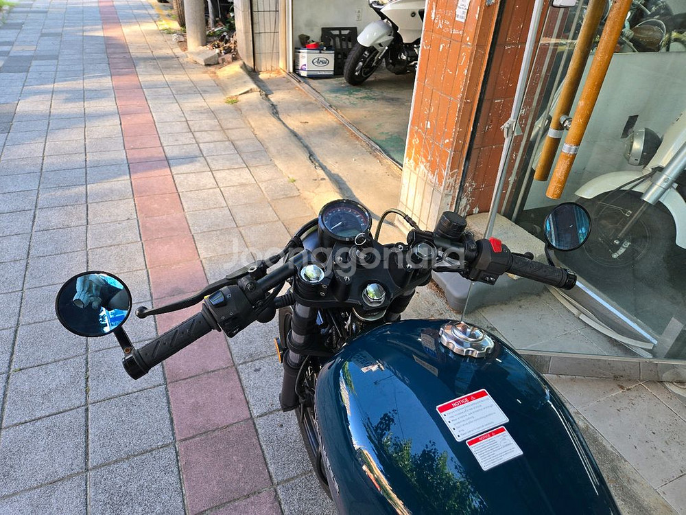 부케너125--4