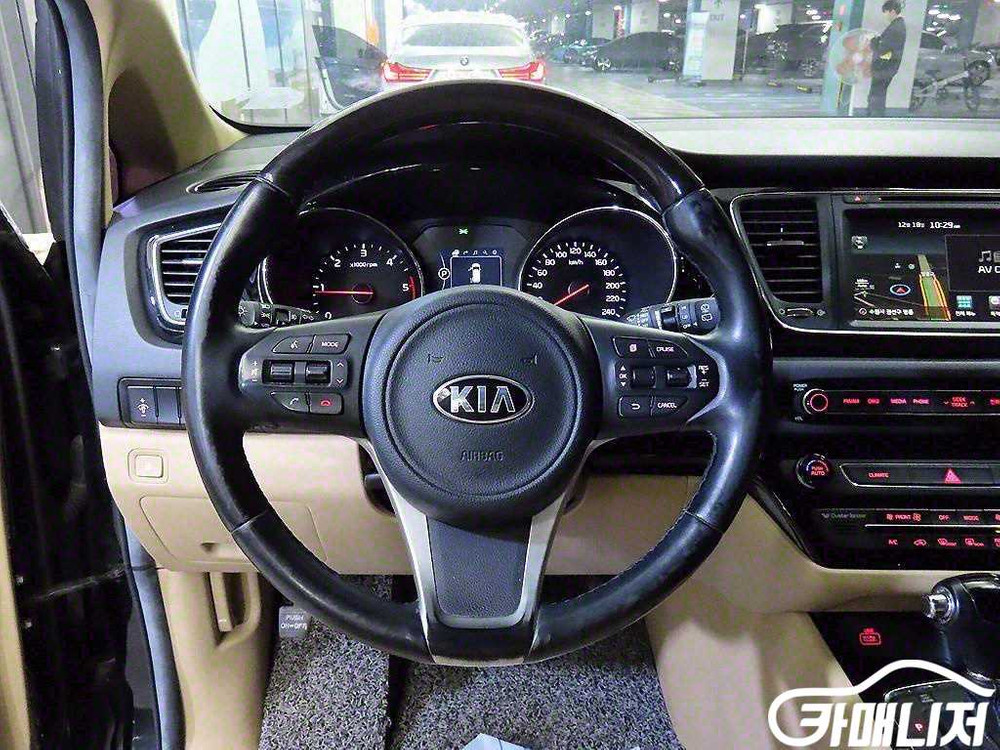 [기아]올 뉴 카니발 디젤 7인승 하이리무진 VIP # 이미지