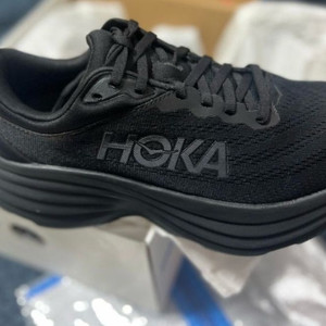 호카 본디8