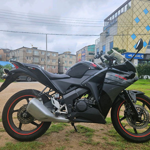 CBR125흑마/17년식/2만키로/170만원/2채널블박