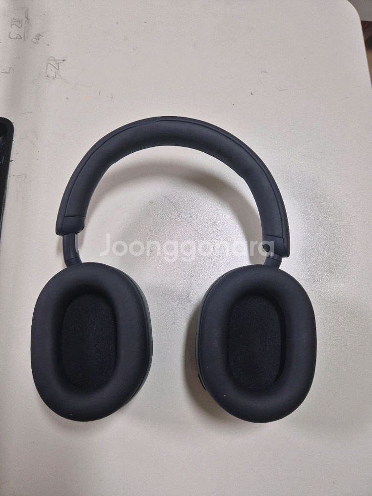 소니 WH-1000XM5 헤드폰 네이비--1
