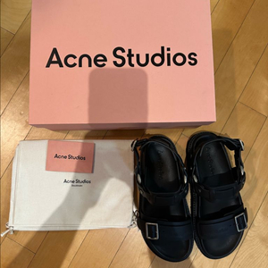 Acne Studios 샌들 37
