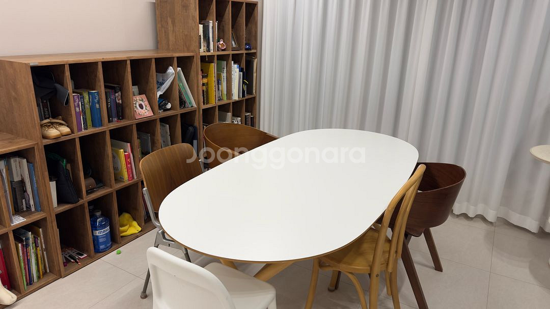 달스훌트 슐레훌트 식탁--1