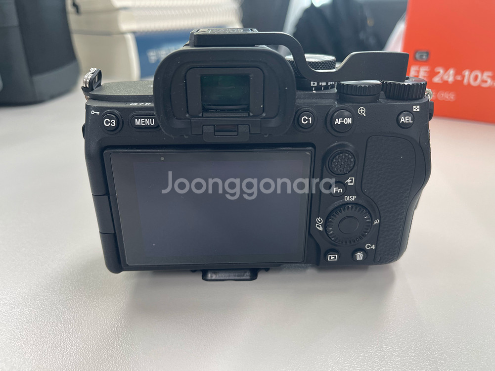 소니 A7M4 + FE 24105G--3