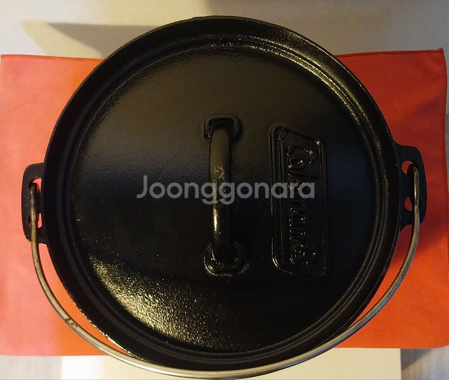 (중고)콜맨 무쇠냄비 팝니다.(9.5인치)--2
