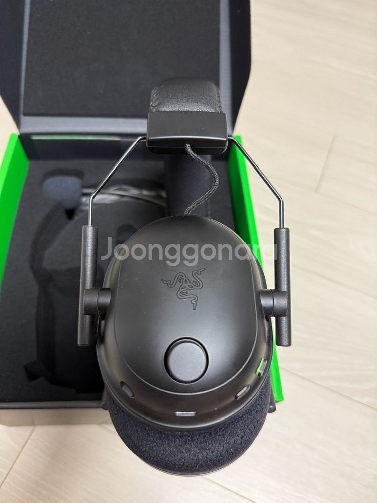 razer 블랙샤크 v2 pro 2023팝니다.--2