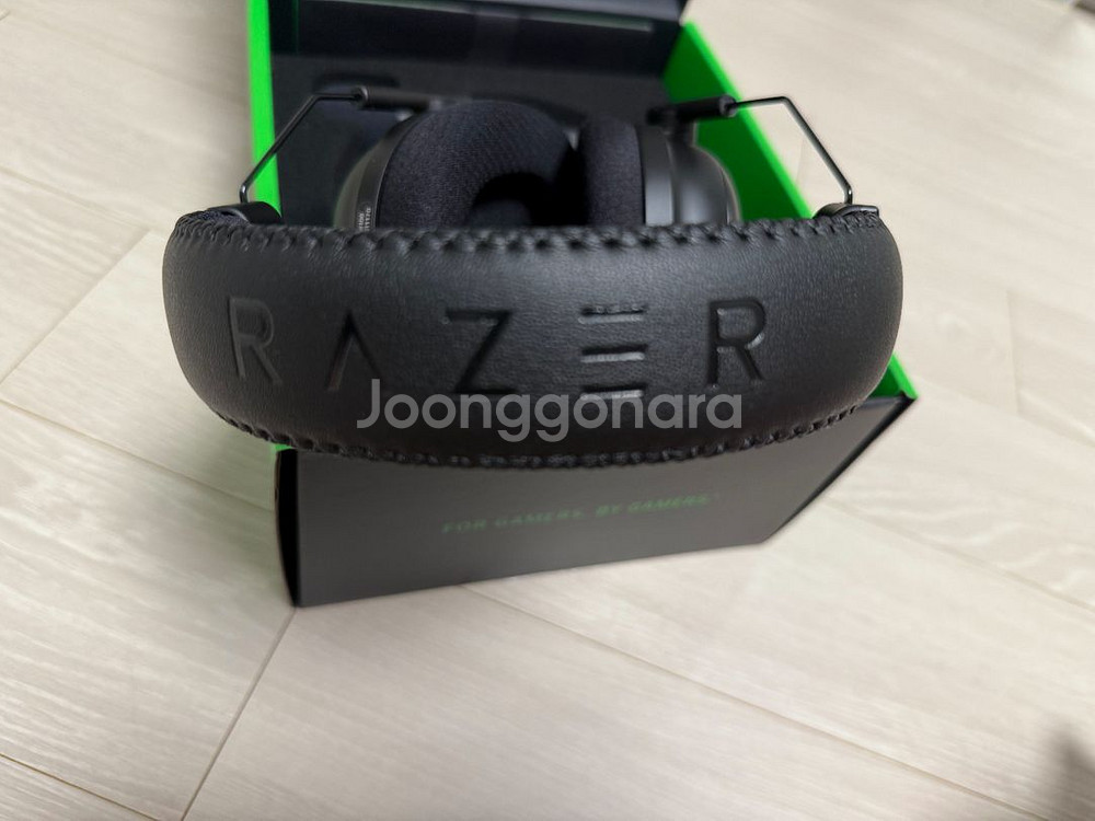 razer 블랙샤크 v2 pro 2023팝니다.--4