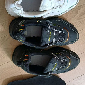블랙야크 250사이즈 아동운동화