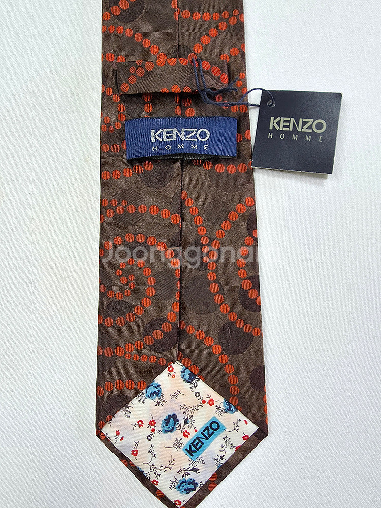 겐조 kenzo 넥타이 입니다.--6