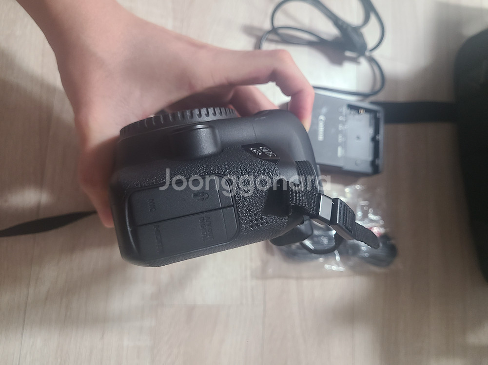캐논 6D A급 단품 그리고 정품 가방--5