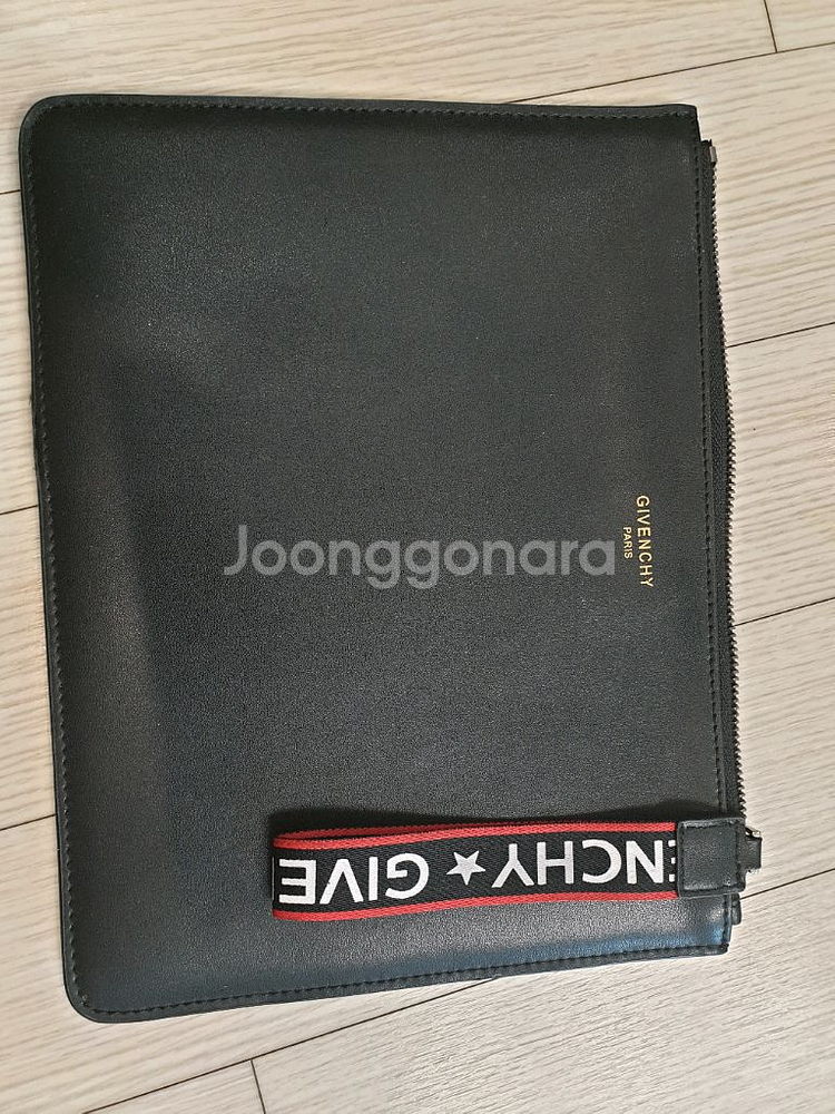 지방시클러치백--0