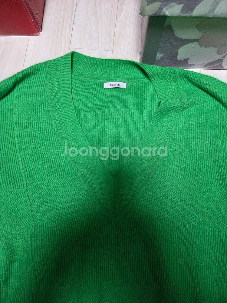 시스템옴므 정품 오버핏 브이넥 그린 니트 105사이즈--1