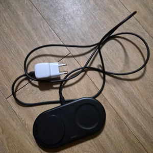 벨킨 무선충전기 및 어댑터