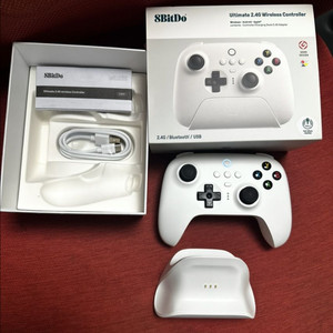 8BitDo 얼티메이트 2.4G 무선 컨트롤러 화이트