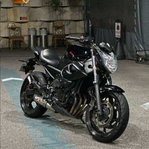 야마하 xj6