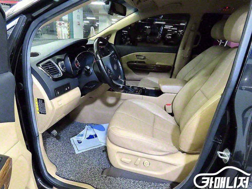 [기아]올 뉴 카니발 디젤 7인승 하이리무진 VIP # 이미지