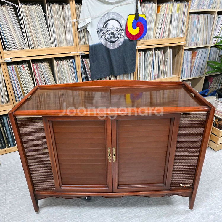 마그나복스Magnavox(영국) 빈티지 오디오 장전축--0
