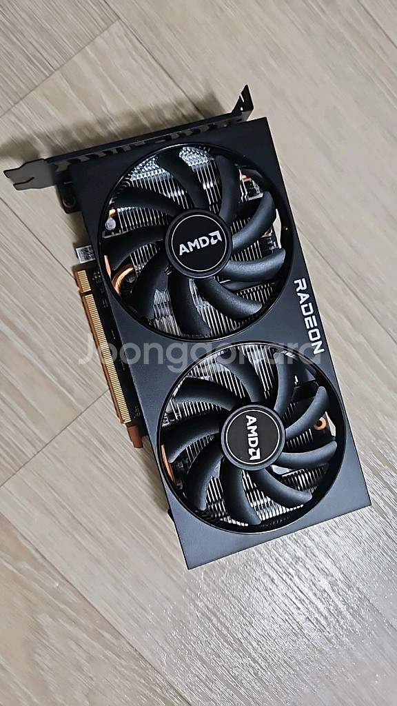 amd rx6600 판매합니다 상태 s급--0
