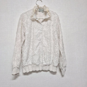 화이트 레이스 블라우스
