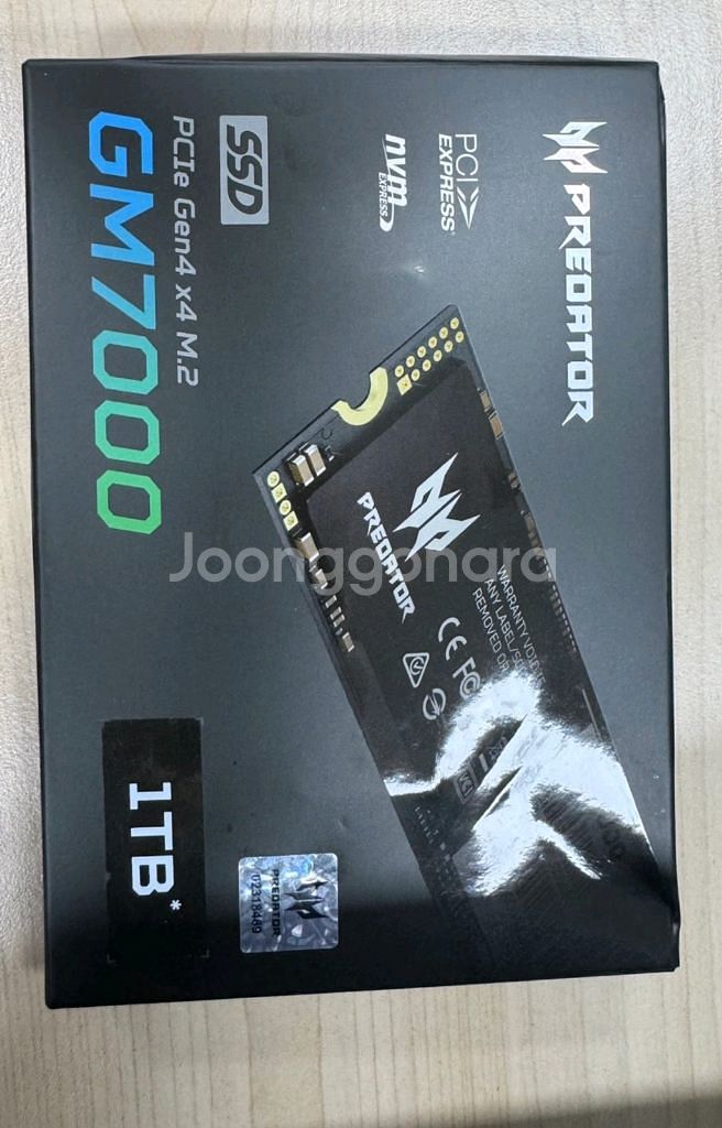 프레데터 GM7000 1TB SSD--0