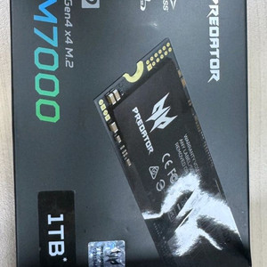 프레데터 GM7000 1TB SSD