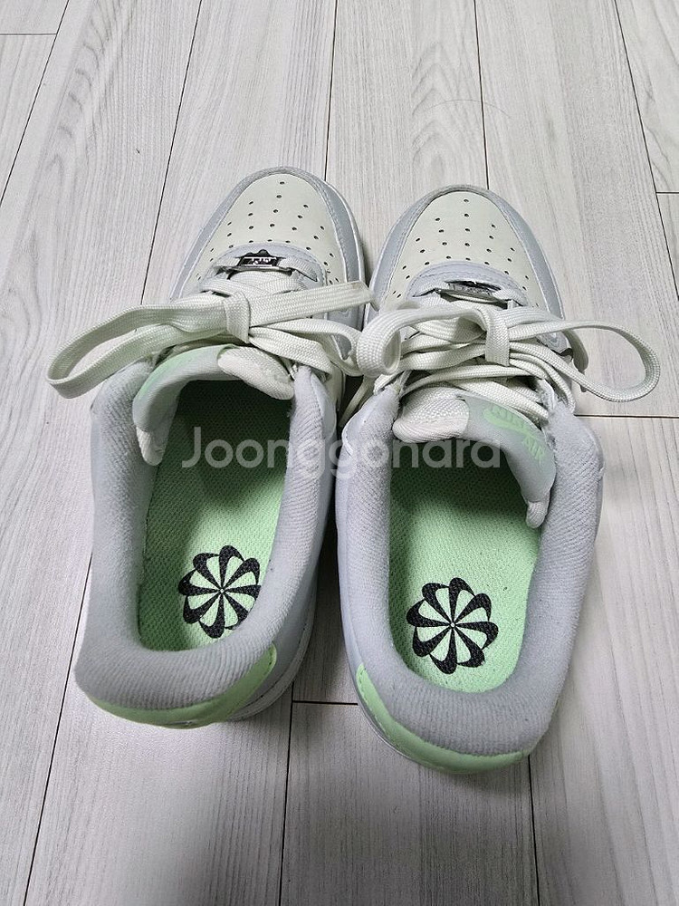 나이키 에어포스1 07 넥스트 네이처 SE 4번착용운포--3