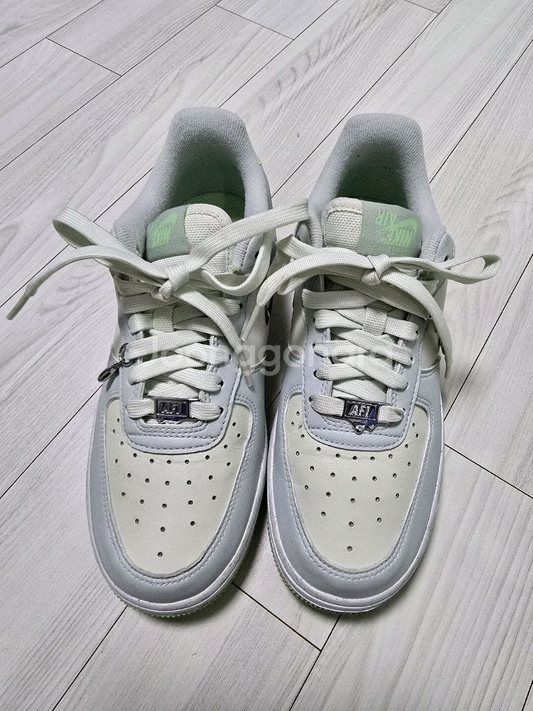 나이키 에어포스1 07 넥스트 네이처 SE 4번착용운포--1