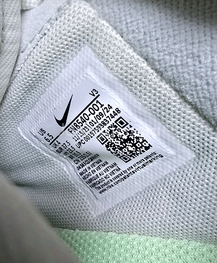 나이키 에어포스1 07 넥스트 네이처 SE 4번착용운포--9