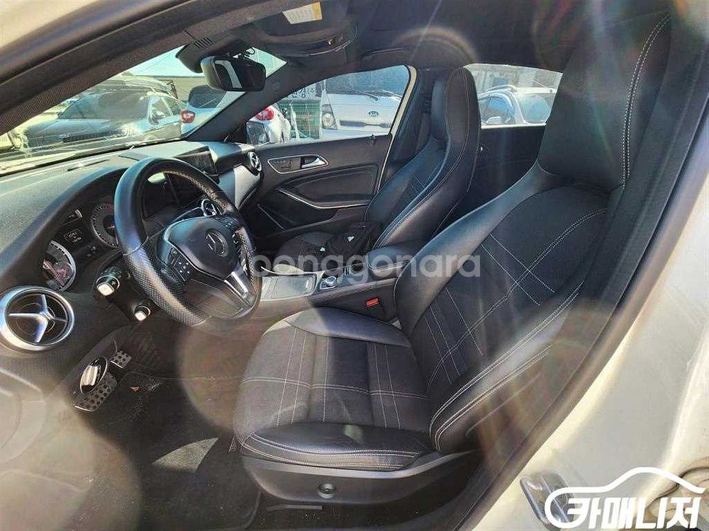 [벤츠]A클래스 W176 A180 CDI 나이트 (5인--7