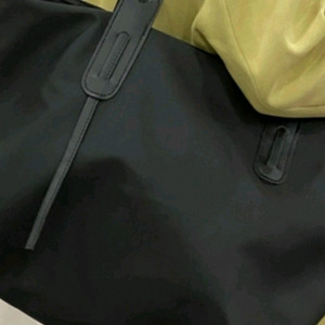 블랙숄더백