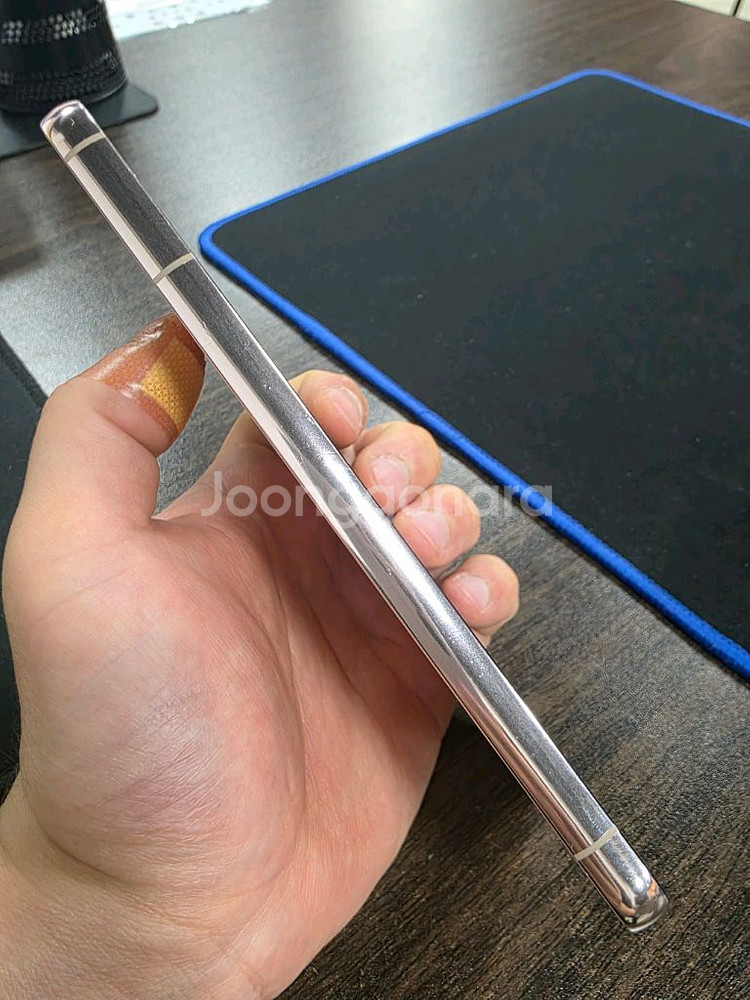 갤럭시S22플러스 256G무잔상 상태굿 중고폰--1