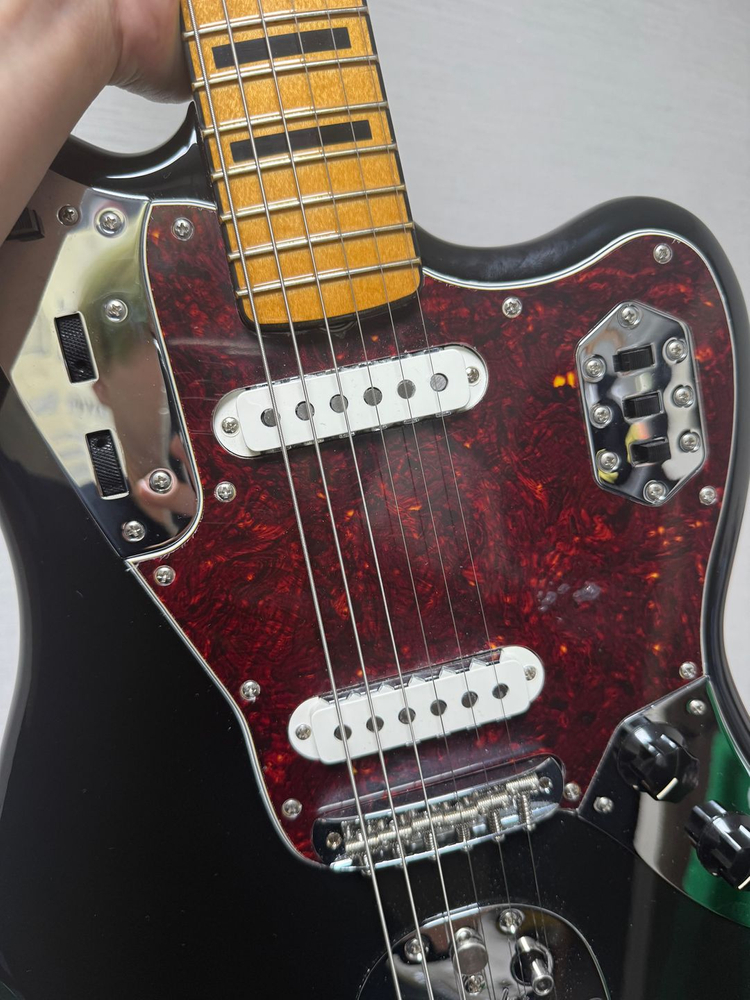 펜더 재규어 빈테라2 일렉기타 이미지