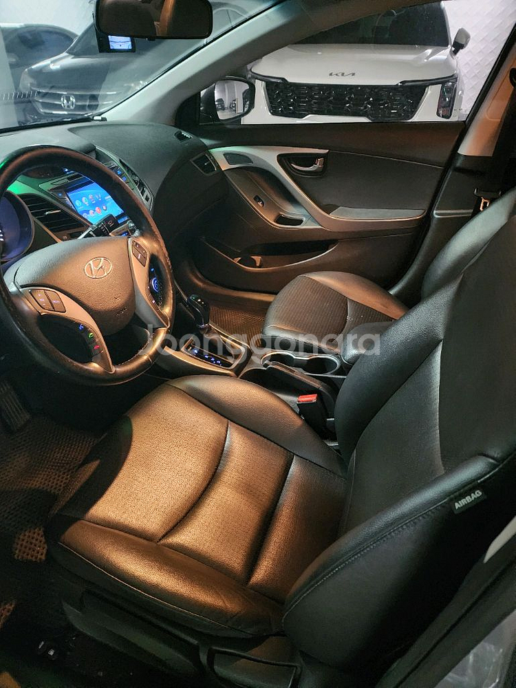 더 뉴 아반떼 1.6 GDi 스마트 기본--7