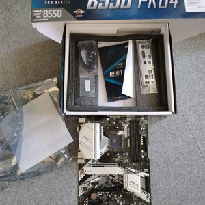 풀박 애즈락 B550 PRO4 메인보드팝니다